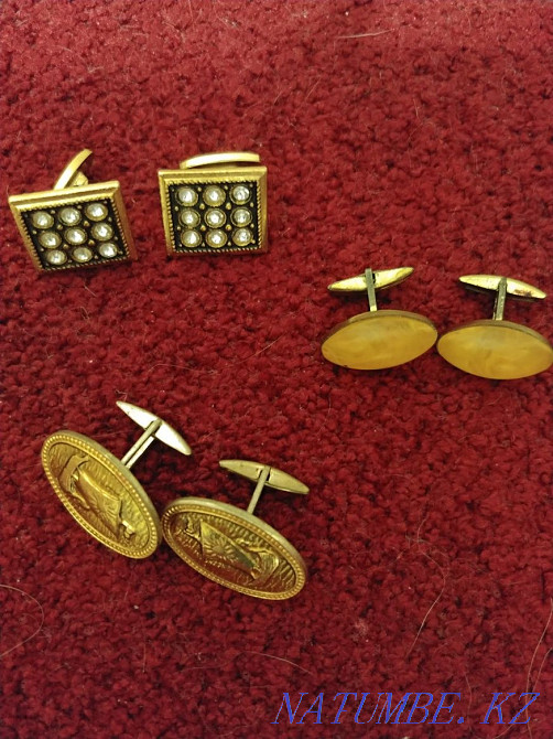 Запонки советских времен Алматы - изображение 1