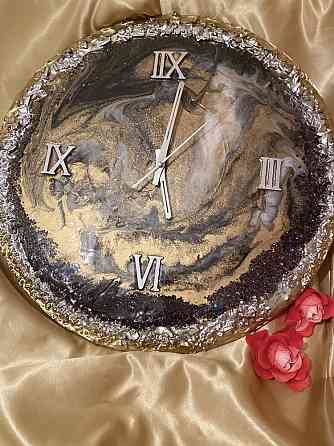 Часы из эпоксидный смола/арт декор/ручная работа/резин арт/подарки Almaty