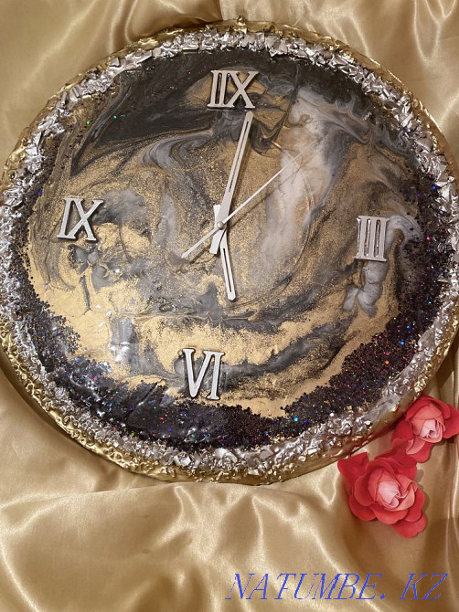 Часы из эпоксидный смола/арт декор/ручная работа/резин арт/подарки Алматы - изображение 3