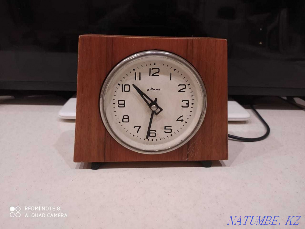 Часы Маяк, выпуска 1970г. Алматы - изображение 2