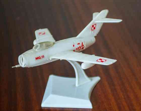 Модель самолета МиГ-15 Алматы
