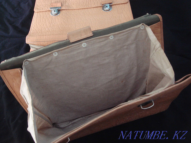 WICO Czechoslovakia vitage 1960 briefcase cowhide leather NEW with locks Almaty - photo 5