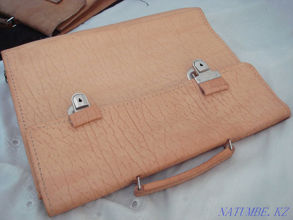 WICO Czechoslovakia vitage 1960 портфели кожа воловья НОВЫЕ с замками Алматы - изображение 8