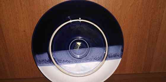 Продам сувенирную тарелку, покрыта 24 каратным золотом в отличном с. Almaty