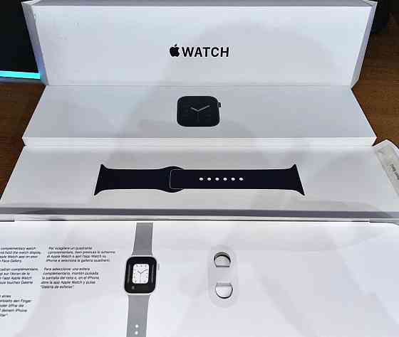 Продам Apple Watch SE 40mm (Space Gray) Усть-Каменогорск