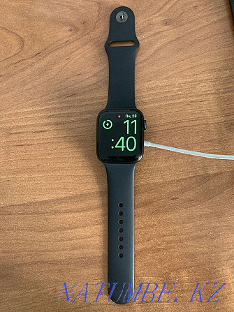 Apple Watch SE space gray 44mm Ust-Kamenogorsk - photo 1