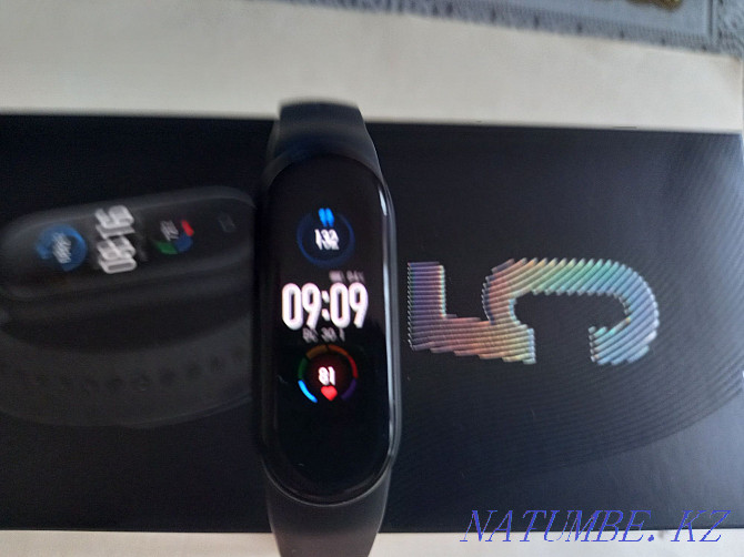 Sell fttness bracelet mi band 5 Ust-Kamenogorsk - photo 1