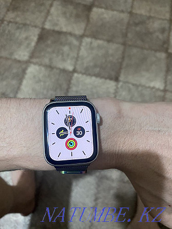 Apple watch se 44 mm exchange for 40 mm or sell Ust-Kamenogorsk - photo 1