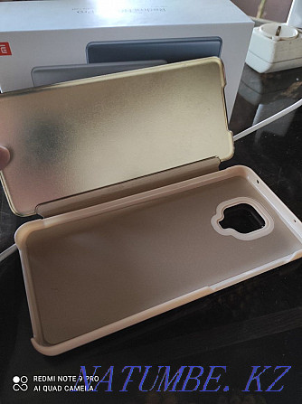 Redmi Note Pro 9 телефонына алтын түсті қап сатамын.  Өскемен - изображение 3