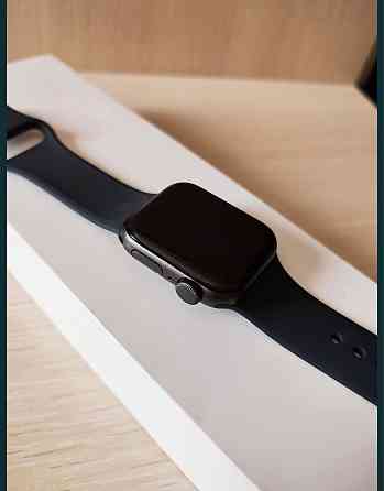Часы Apple Watch SE 40mm Space Gray Alu Black Sport Band GPS Ust-Kamenogorsk