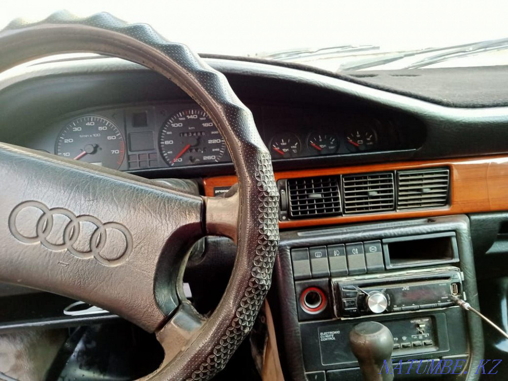 Audi 100    year Almaty - photo 3