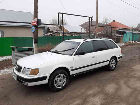 Audi 100    года Алматы