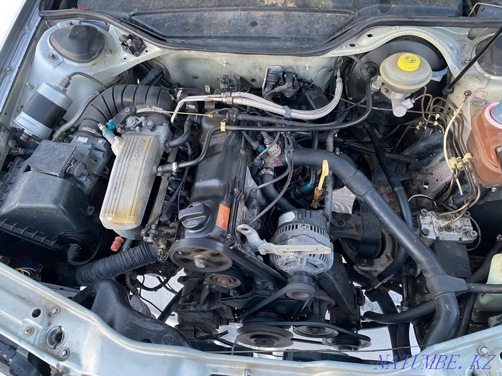 Audi 100    года Астана - изображение 5