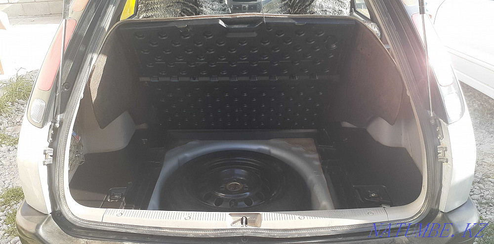 Toyota Corolla    года Алматы - изображение 5