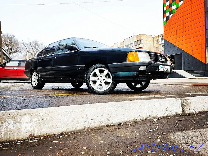 Audi 100  Қарағанды - изображение 5
