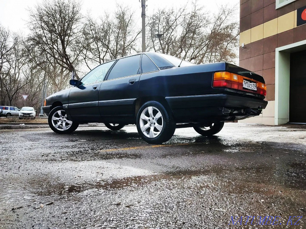 Audi 100    года Караганда - изображение 1