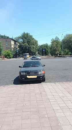 Audi 100    года Karagandy