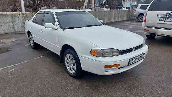 Toyota Camry    года  Алматы
