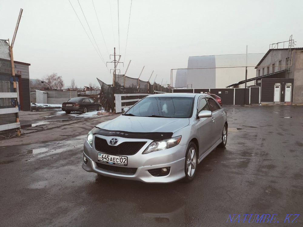 Жылдың Toyota Camry  Алматы - изображение 1