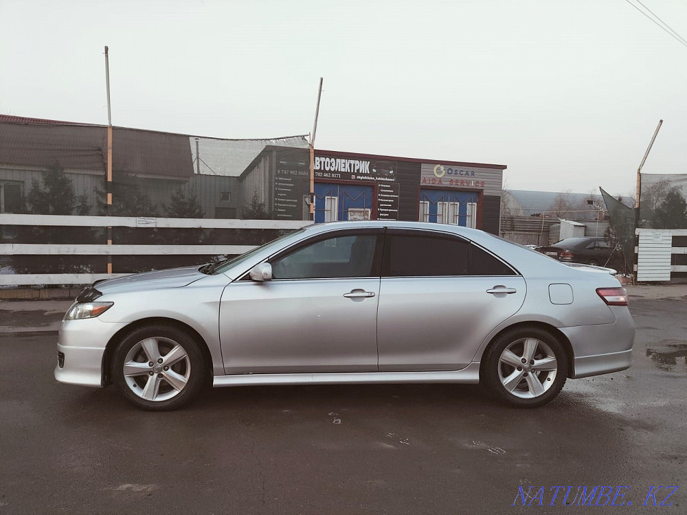 Жылдың Toyota Camry  Алматы - изображение 3