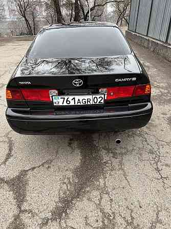 Toyota Camry    года Almaty