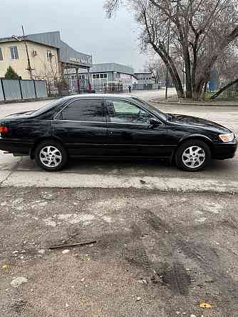 Toyota Camry    года Almaty