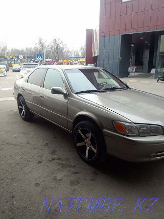 Жылдың Toyota Camry  Алматы - изображение 1