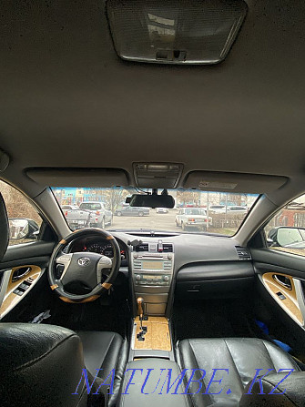 Жылдың Toyota Camry  Алматы - изображение 1