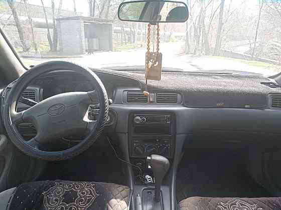 Toyota Camry    года  Алматы