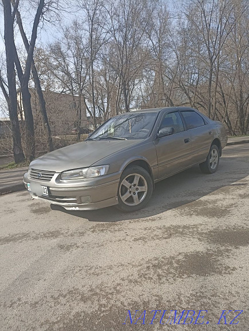 Жылдың Toyota Camry  Алматы - изображение 2