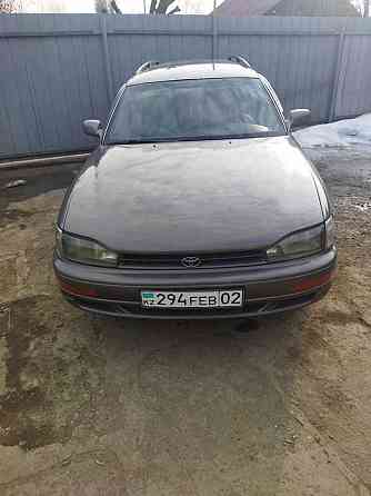 Toyota Camry    года  Алматы