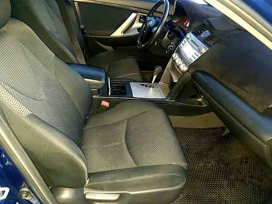 Toyota Camry    года  Алматы