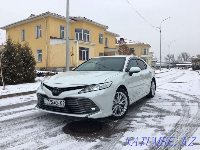 Жылдың Toyota Camry  Алматы - изображение 1