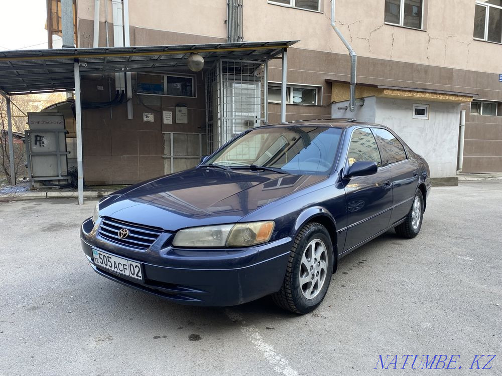 Жылдың Toyota Camry  Алматы - изображение 2