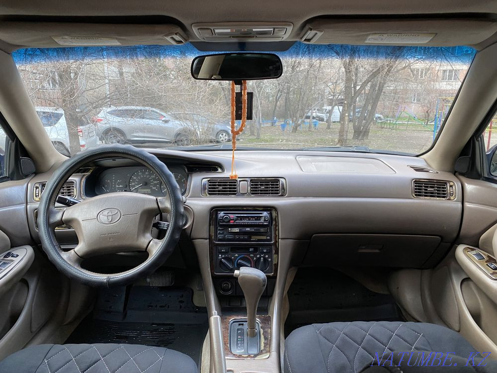 Жылдың Toyota Camry  Алматы - изображение 8