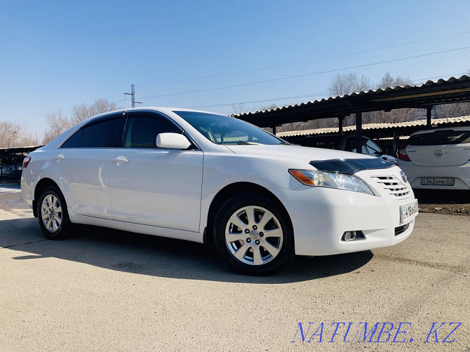 Toyota Camry    года Алматы - изображение 4