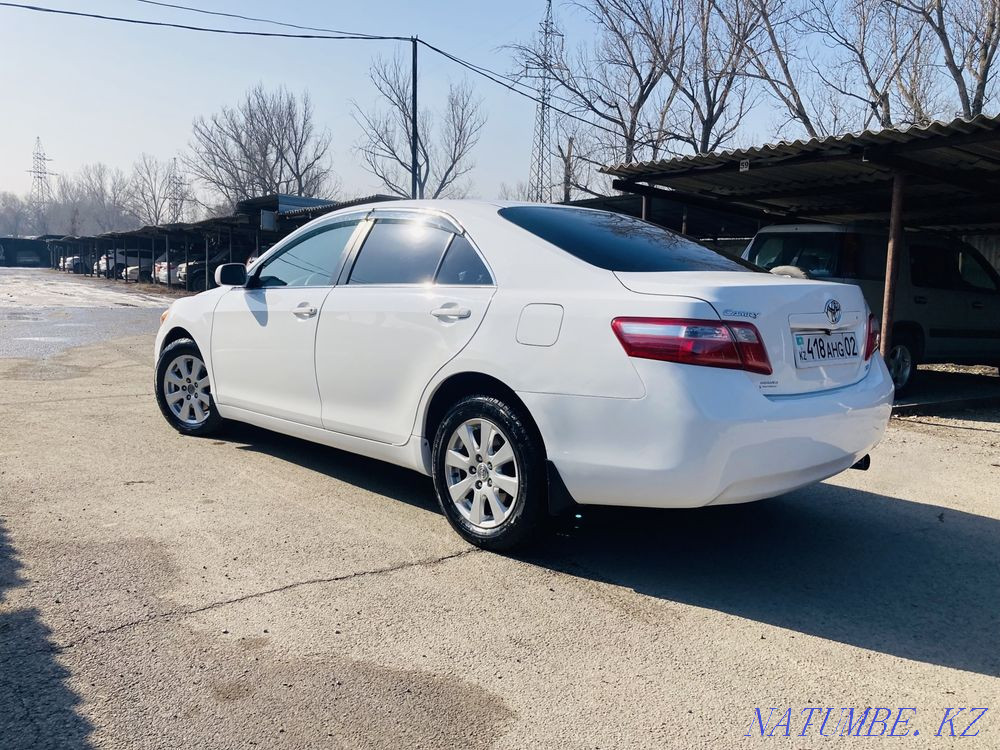 Жылдың Toyota Camry  Алматы - изображение 6