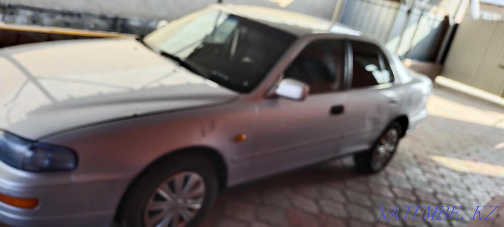 Жылдың Toyota Camry  Алматы - изображение 2