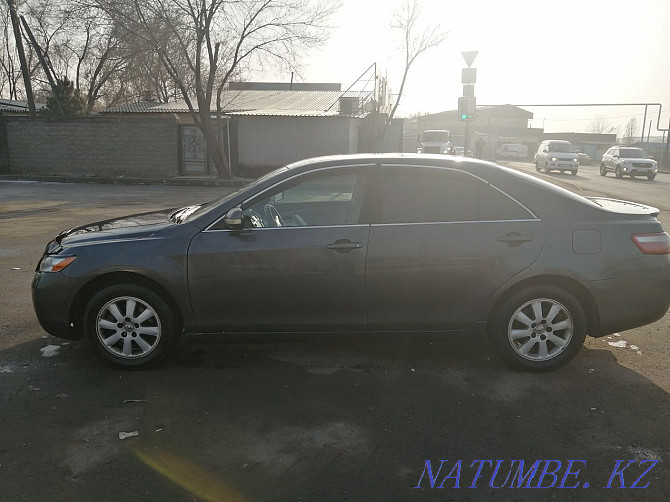 Toyota Camry    года Алматы - изображение 4