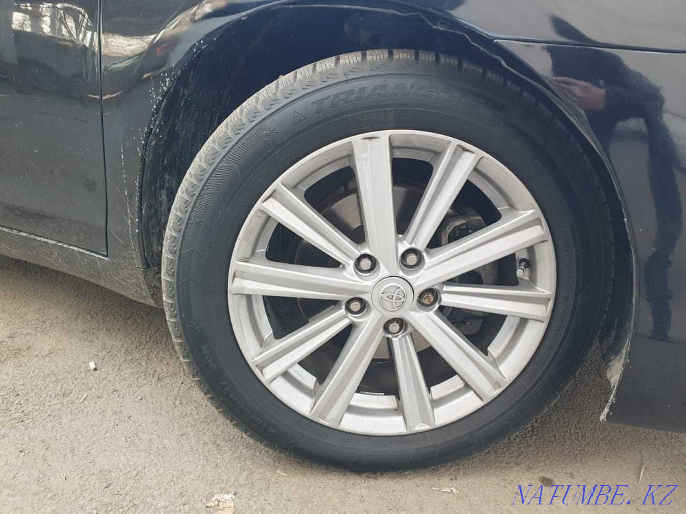 Жылдың Toyota Camry  Алматы - изображение 4