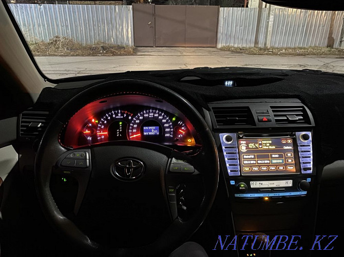 Toyota Camry    года Алматы - изображение 4