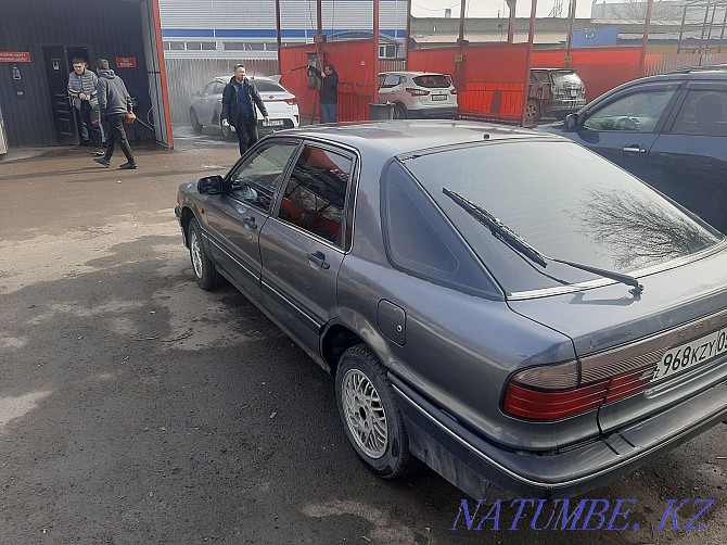 Mitsubishi Galant    года Алматы - изображение 4