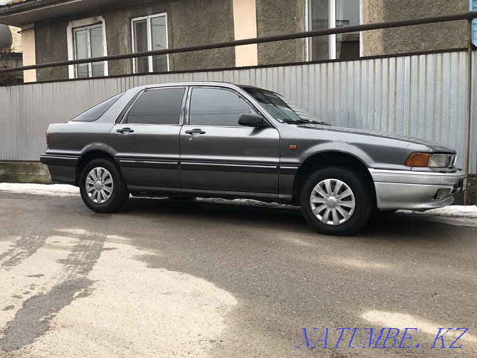 Mitsubishi Galant    года Алматы - изображение 8