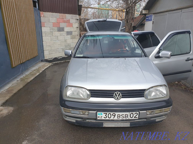 Продам машину Volkswagen гольф 3 Алматы - изображение 1