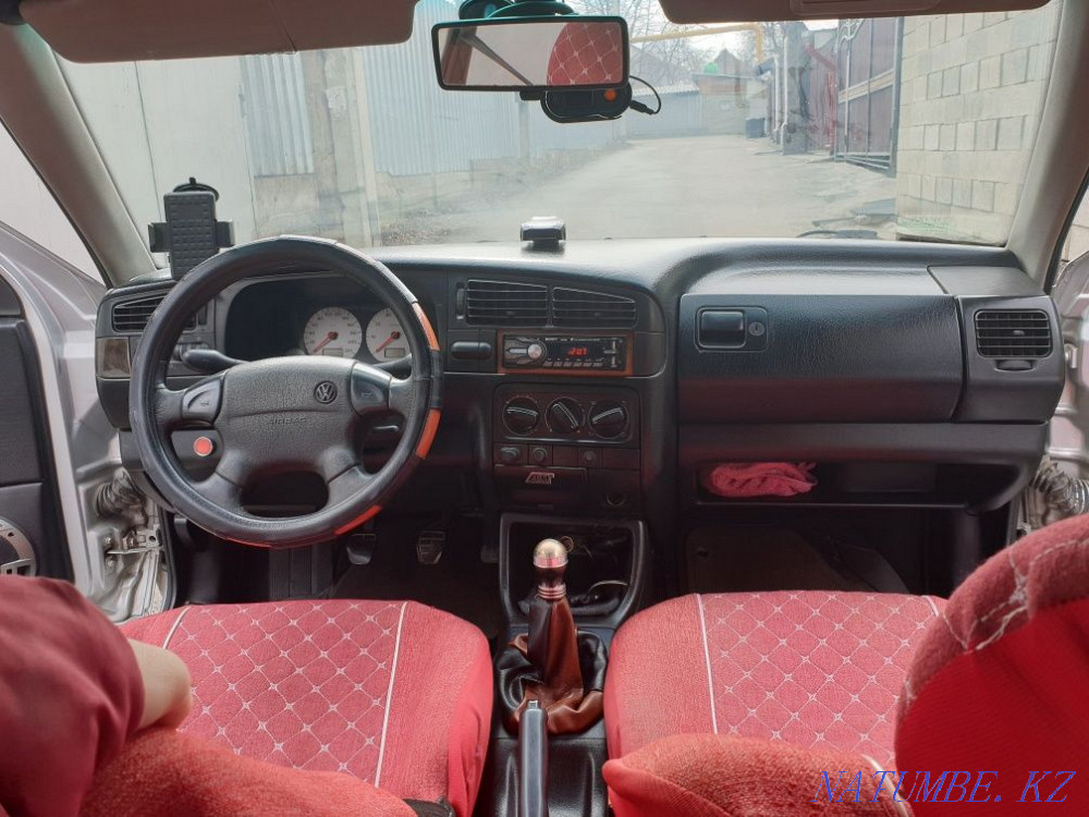 I will sell the car Volkswagen golf 3 Almaty - photo 7