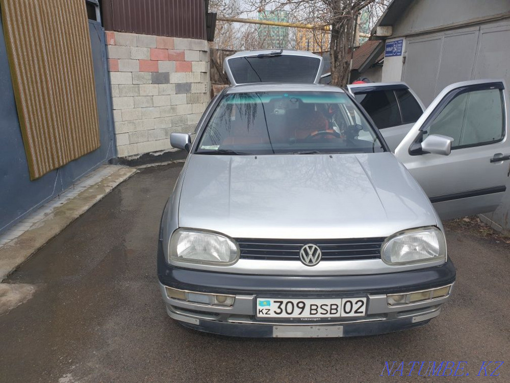 I will sell the car Volkswagen golf 3 Almaty - photo 1