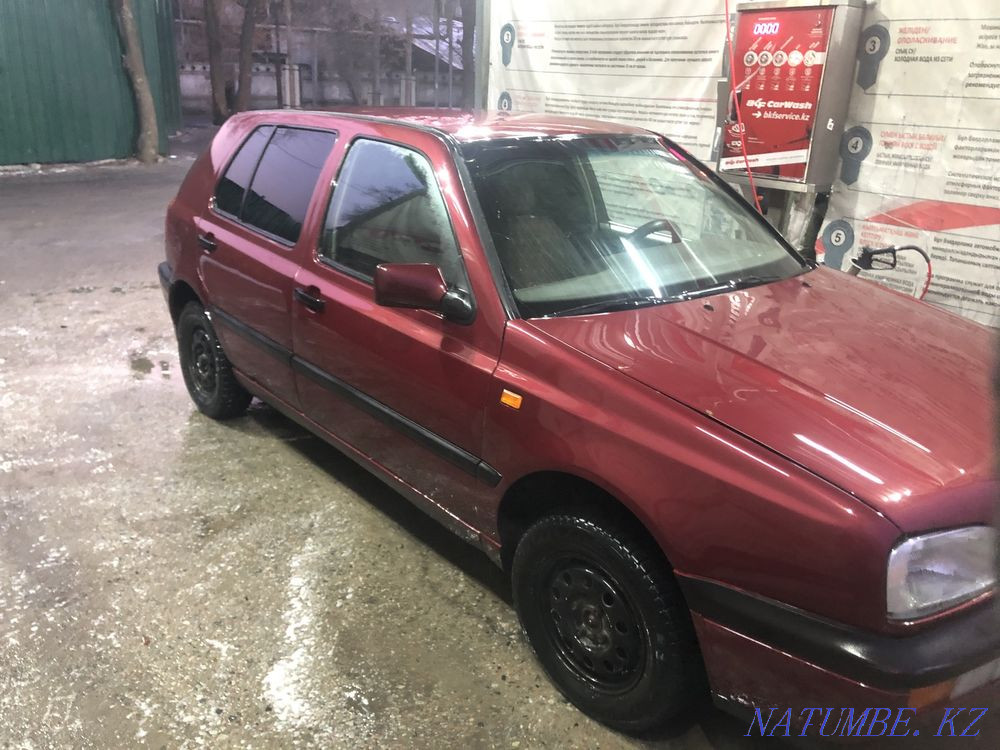 Volkswagen Golf 3 good condition Almaty - photo 1