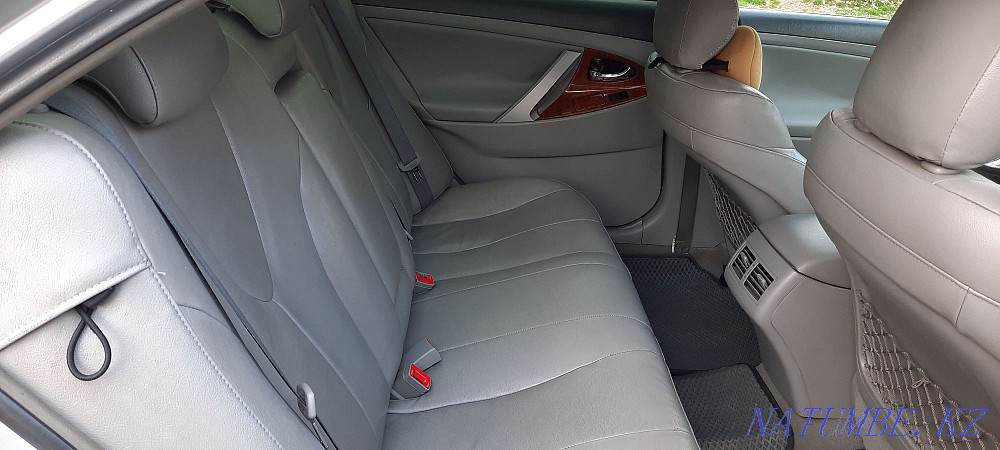 Toyota Camry    года Шымкент - изображение 7