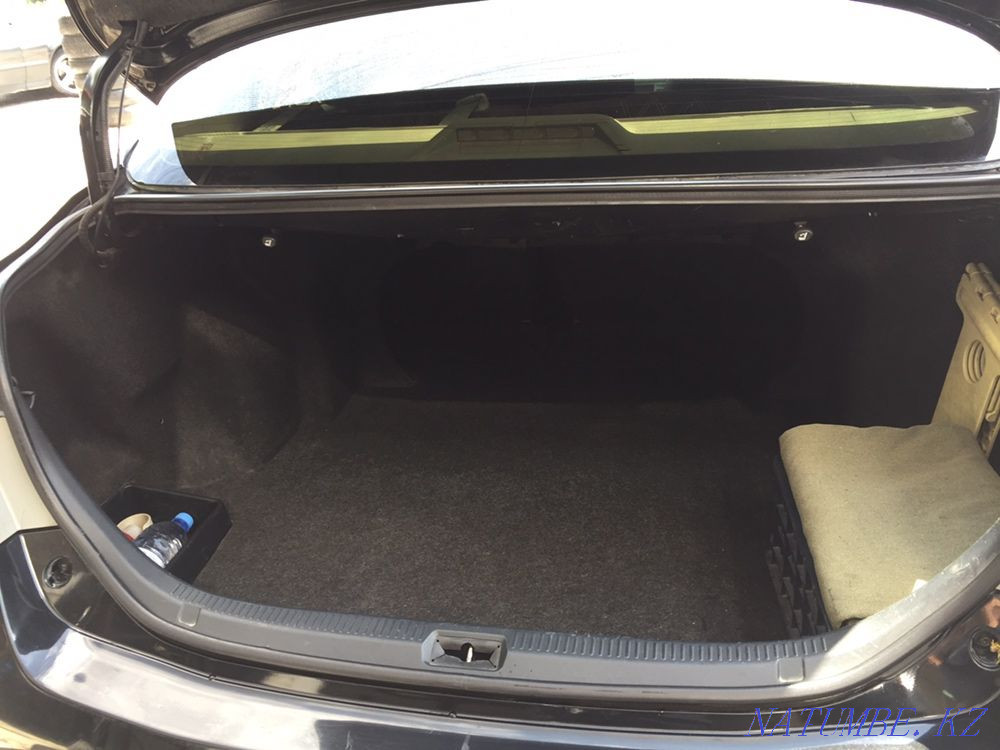 Toyota Camry    года Шымкент - изображение 8