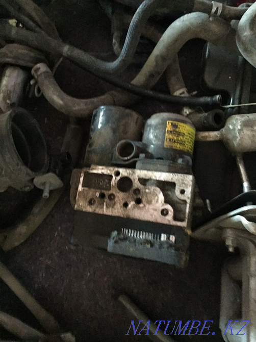 Toyota Camry    года Шымкент - изображение 8